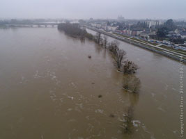 pilote de drone pour captation et prise de vue photo et vidéo aérienne pour inspection crue et dégâts naturels pour assurance expert communes collectivités ou service de l'état - Orléans - Lamotte Beuvron - Vierzon - France